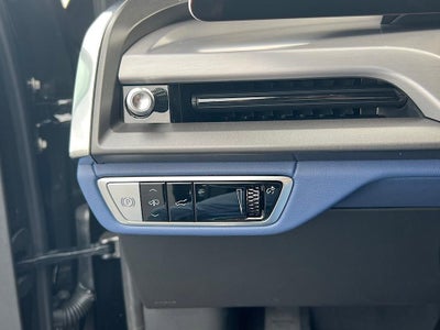 2026 Cadillac VISTIQ Premium Luxury