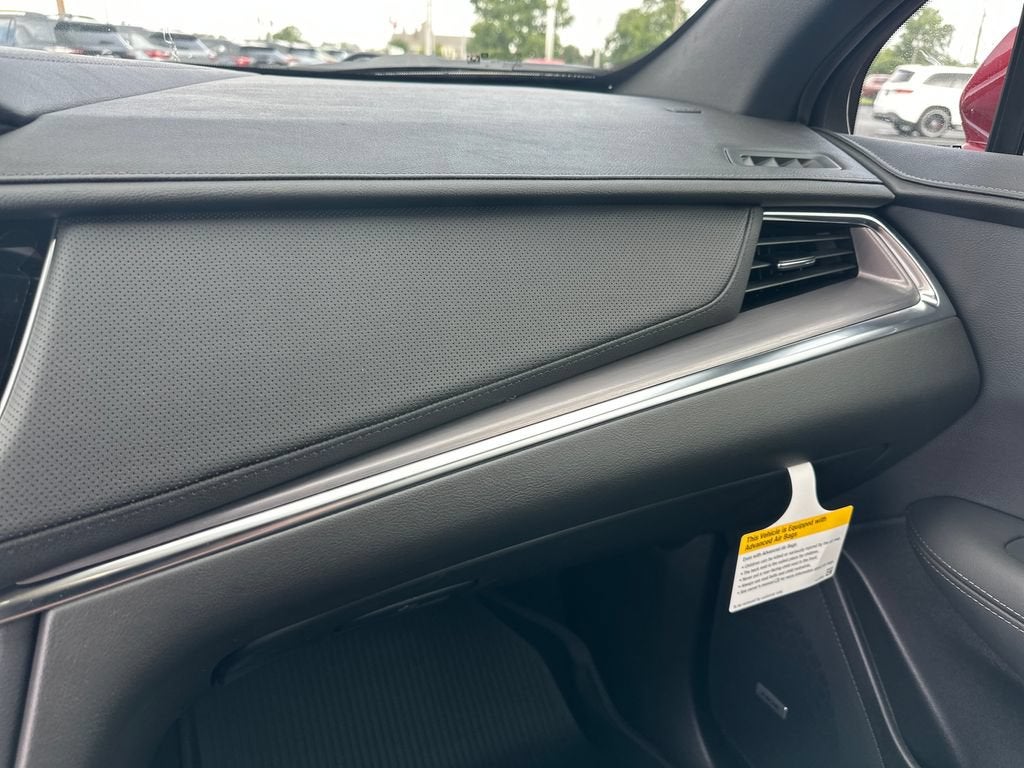 2026 Cadillac XT5 Luxury