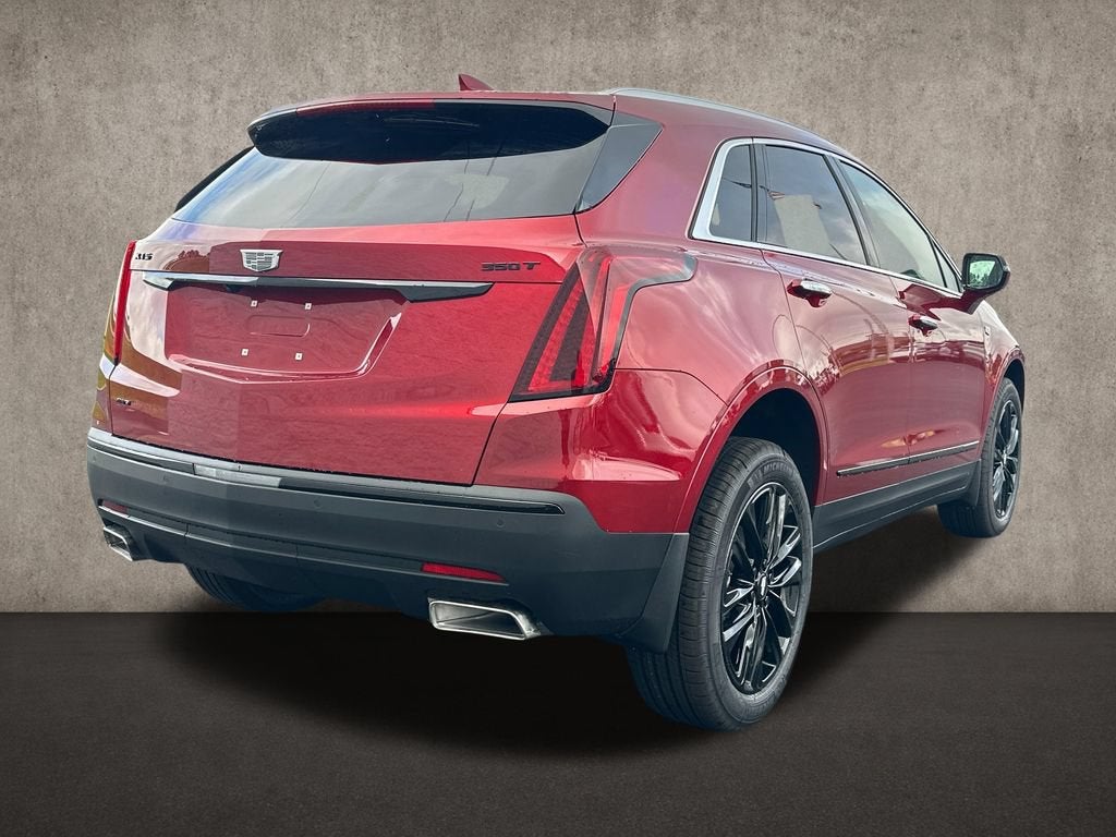 2026 Cadillac XT5 Luxury