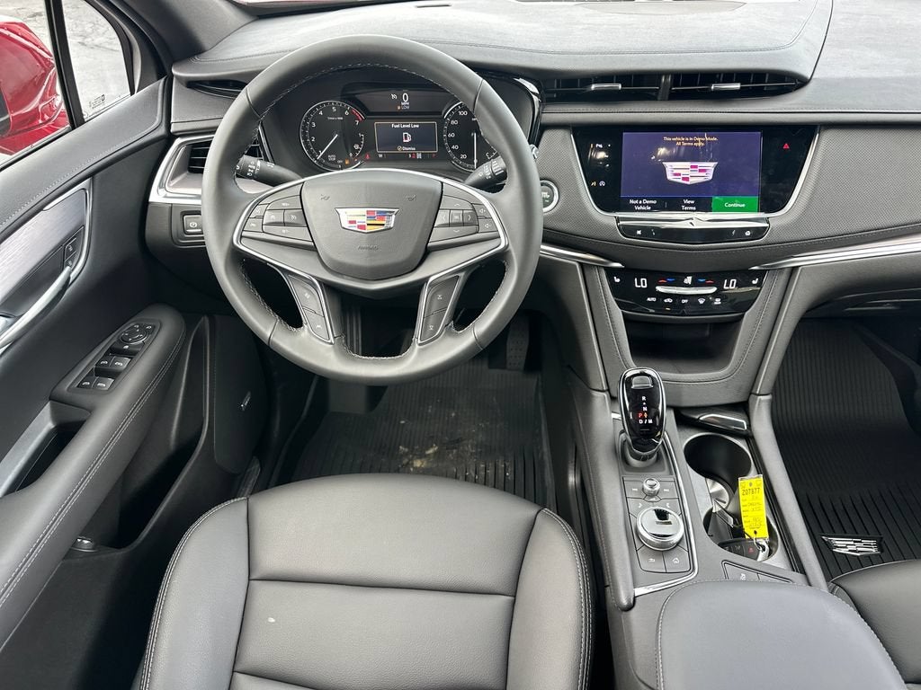 2026 Cadillac XT5 Luxury