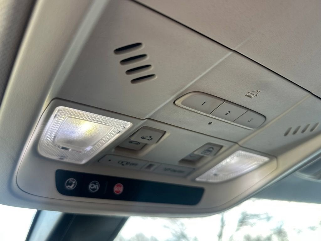 2017 Cadillac XT5 Luxury AWD