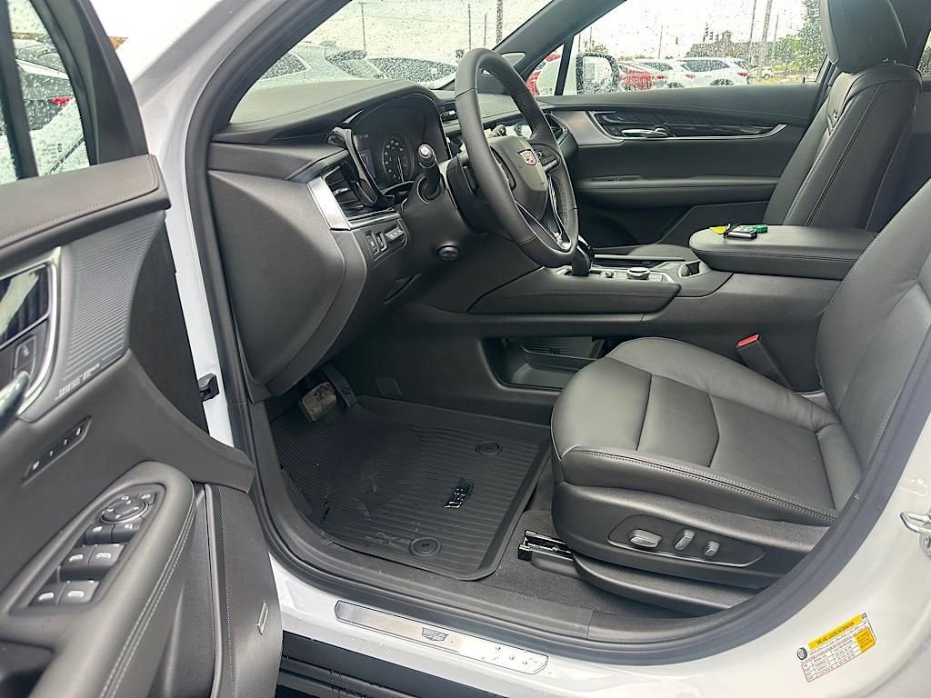 2025 Cadillac XT6 Premium Luxury