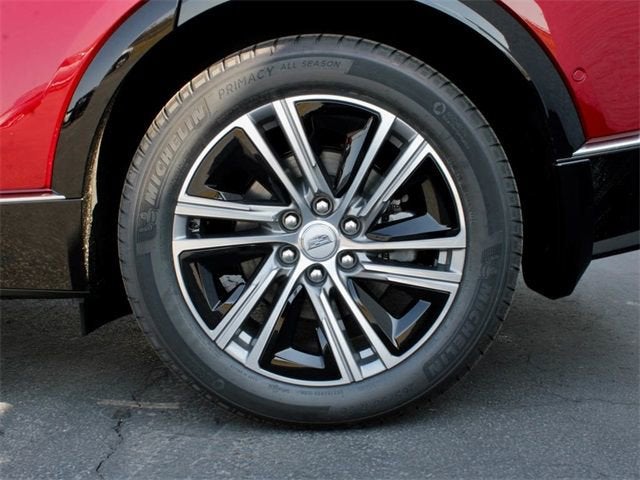 2025 Cadillac LYRIQ Luxury 1